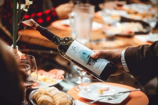 bologna-wine-tasting-in-one-of-the-oldest-inns