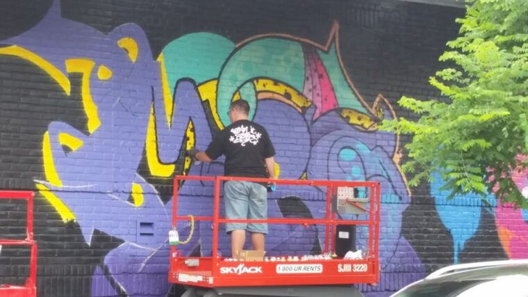 brooklyn-bushwick-street-art-walking-tour