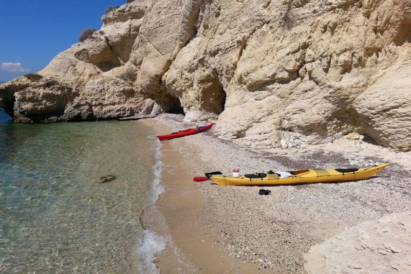 cagliari-exclusive-small-group-kayak-tour-at-devils-saddle