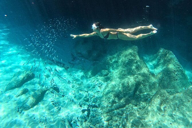 cala-gonone-snorkeling-in-the-orosei-gulf