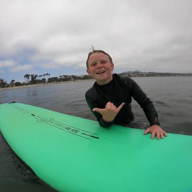 cali-surfing-lesson-with-local-instructors