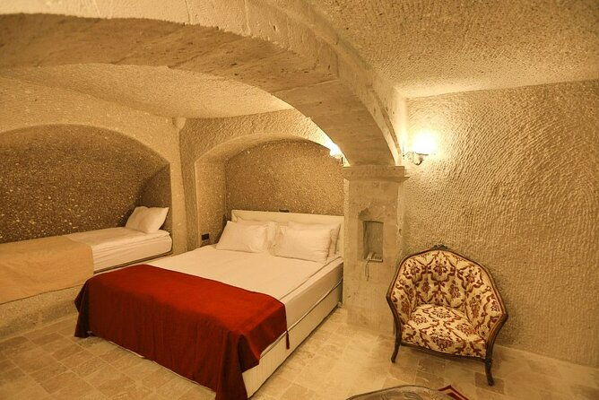 cappadocia-hot-air-balloon-02-days-tour-with-good-cave-hotel