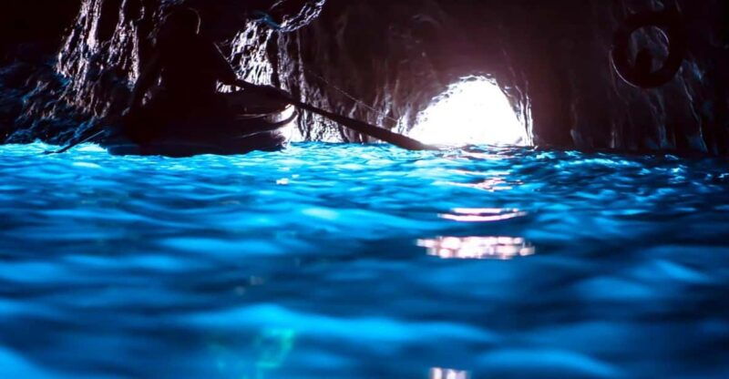 capri-small-group-blue-grotto