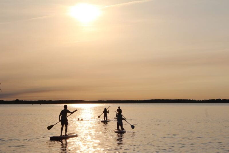 carry-le-rouet-sunset-tour-on-stand-up-paddle-boards