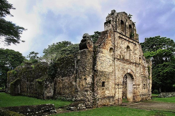 cartago-highlights-irazu-volcano-and-hot-springs-private-tour
