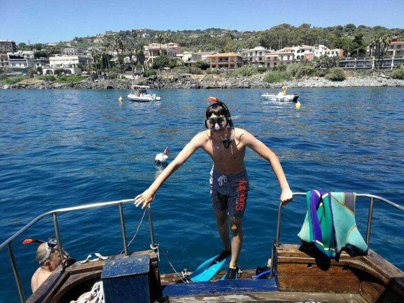 catania-cyclops-islands-snorkeling-trip