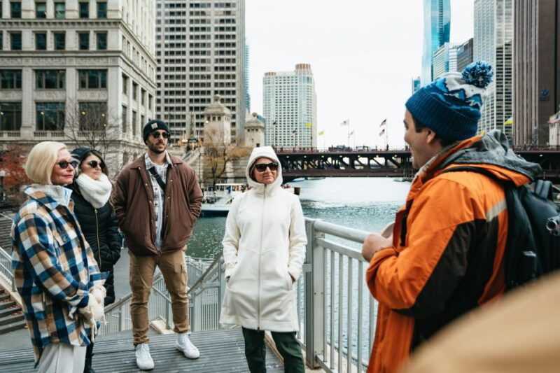 chicago-classic-food-walking-tour-with-bike-or-kayak-rental