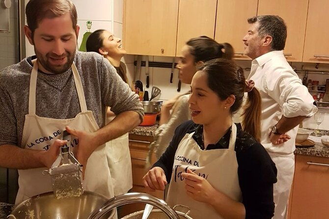chilean-cooking-class-in-santiago-with-wine-pairings