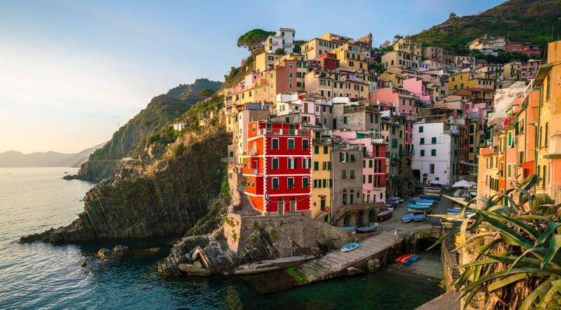 cinque-terre-2-hour-private-boat-tour