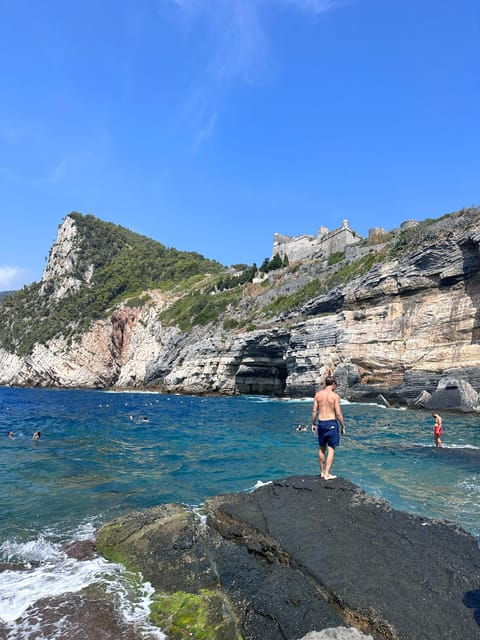 cinque-terre-boat-tour-4-8-hours-with-food-and-drinks