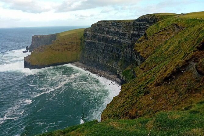cliffs-of-moher-and-wild-atlantic-way-private-tour-from-dublin