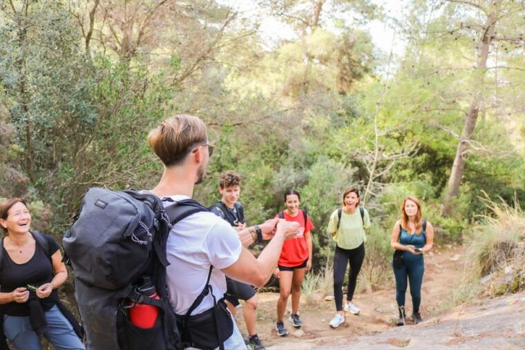 climb-the-la-concha-guided-private-hiking-trip
