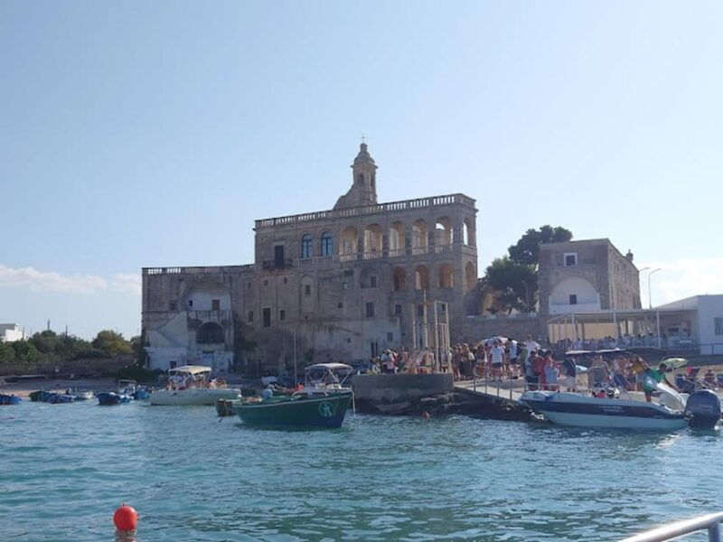 coast-and-caves-of-polignanoboat-toursdrinksswimmingmusic-and-fun