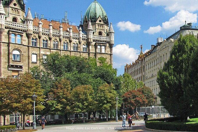 communism-in-budapest-private-tour-with-house-of-terror-museum