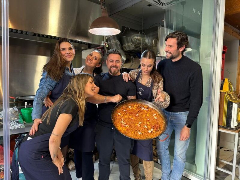 cook-authentic-paella-in-madrid-with-tapas-sangria