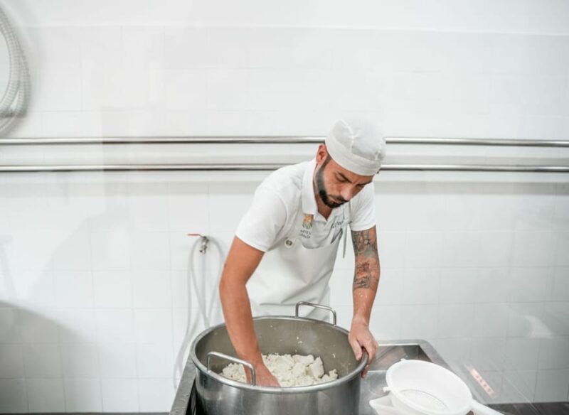 cook-with-mimma-optional-market-tour-puglian-flavors