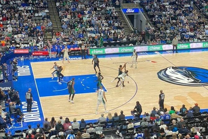 dallas-mavericks-basketball-game-at-american-airlines-center