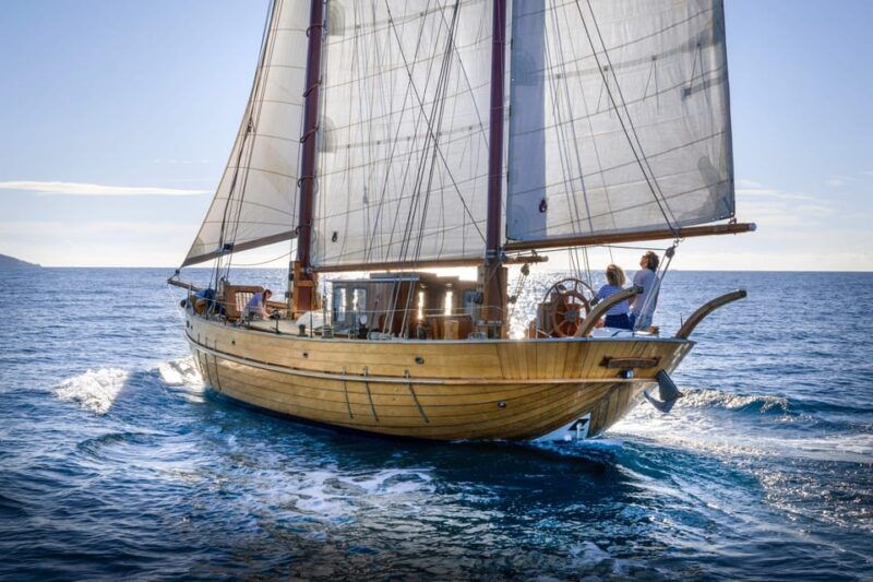 day-sail-in-the-heart-of-the-calanques-with-lunch