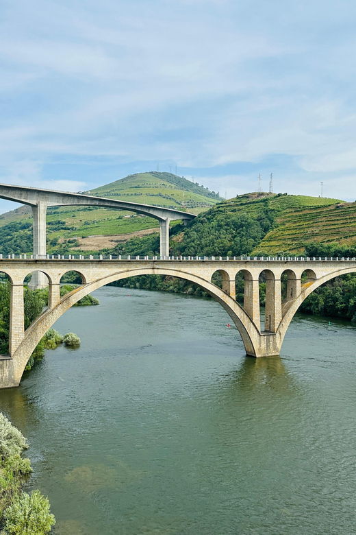 douro-valley-journey-4-cities-and-wine-estate-all-included