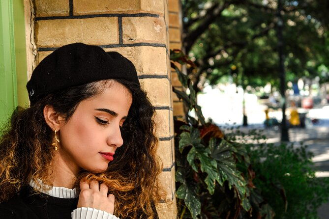 downtown-austin-photo-shoot-walk