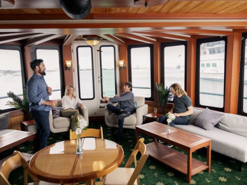 downtown-boston-harbor-weekend-cruise-with-brunch