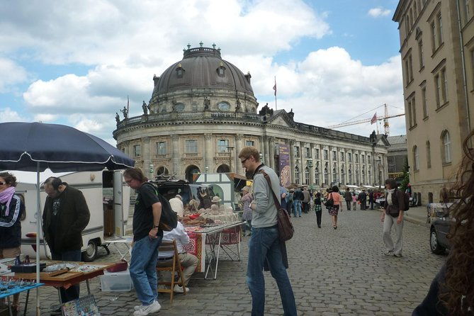east-berlin-history-tour-with-a-local-expert-100-personalized-private
