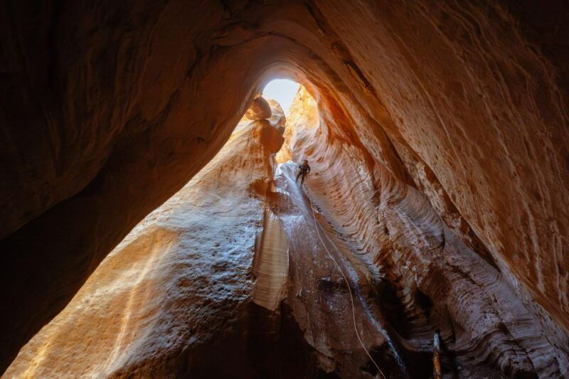 east-zion-stone-hollow-full-day-canyoneering-tour