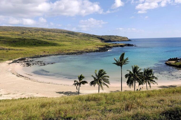 easter-island-moai-full-day-private-tour