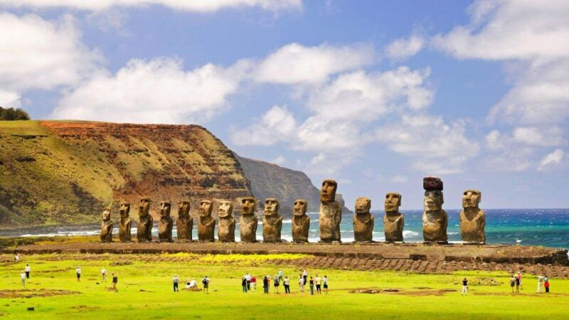 easter-island-private-full-day-history-of-the-moai