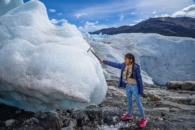 el-calafate-trekking-through-the-blue-forest-walkways-and-navigation