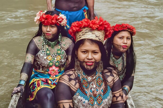embera-village-and-hidden-waterfall-charges-river-tour