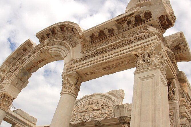 ephesus-and-house-of-mary-from-kusadasi-cruise-port