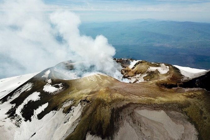 etna-summit-craters-in-4x4-and-trekking