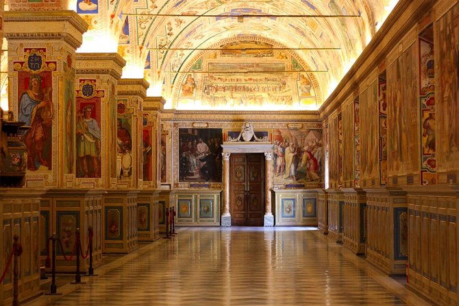 exclusive-vatican-museum-sistine-chapel-skip-the-line-group-tour