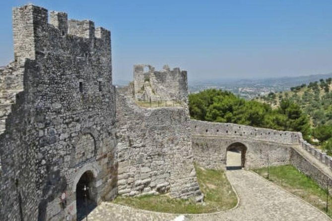 explore-beratunesco-and-apollonia-from-tirana-durres