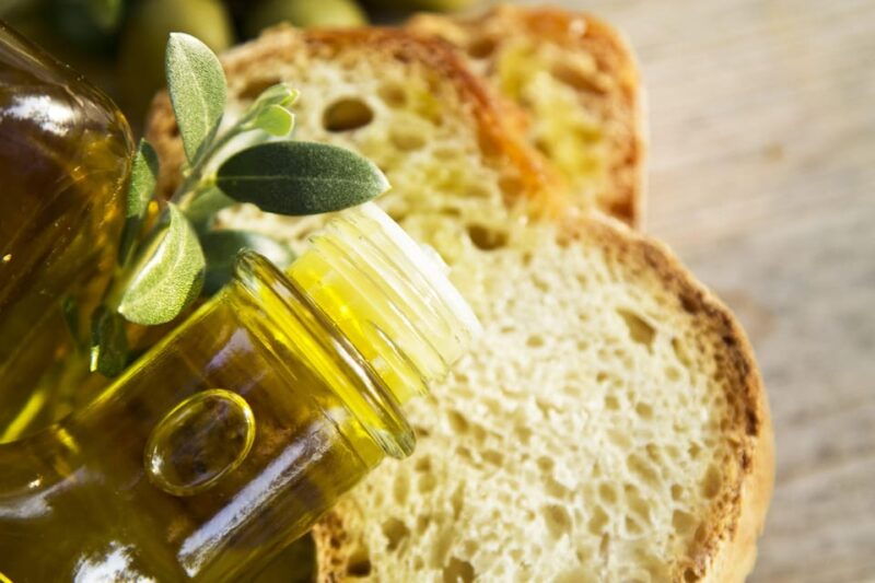 extra-virgin-olive-oil-tasting