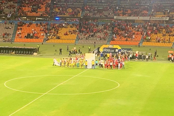 football-game-tour