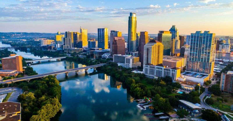 from-austin-san-antonio-day-trip-with-alamo-and-boat-cruise