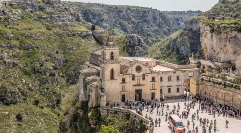 from-bari-half-day-trip-with-matera-guided-tour