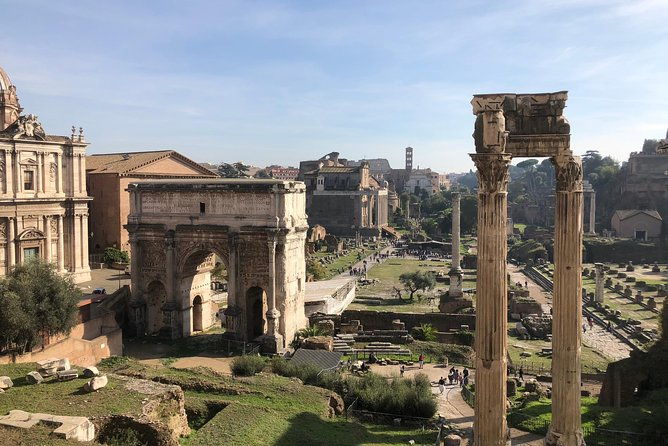 from-civitavecchia-train-station-to-the-center-of-the-art-and-history-of-rome