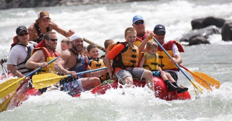from-gardiner-yellowstone-river-whitewater-rafting-lunch