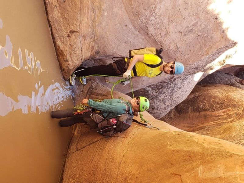 from-moab-half-day-canyoneering-adventure-in-entrajo-canyon