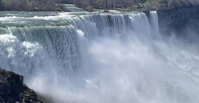 from-nyc-guided-niagara-falls-full-day-trip