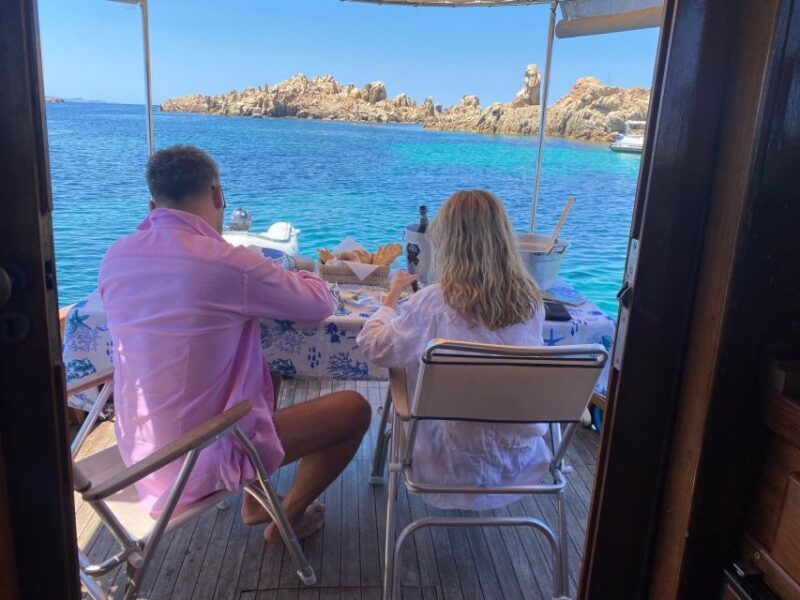from-palau-wooden-boat-tour-to-la-maddalena-archipelago