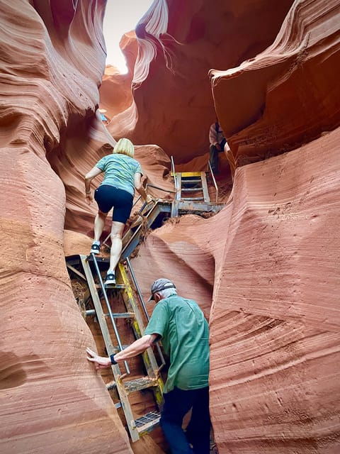 from-phoenix-antelope-canyon-horseshoe-bend-day-trip