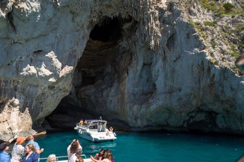 from-pompeii-castellammare-vico-equense-capri-day-cruise