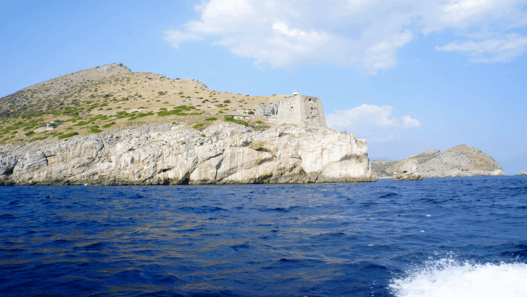 from-positano-capri-island-group-cruise-with-blue-grotto