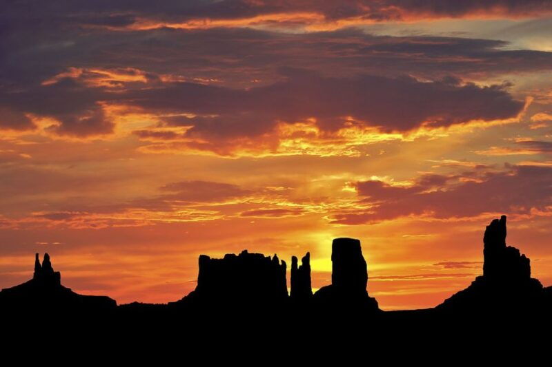 from-sedona-or-flagstaff-full-day-monument-valley-tour