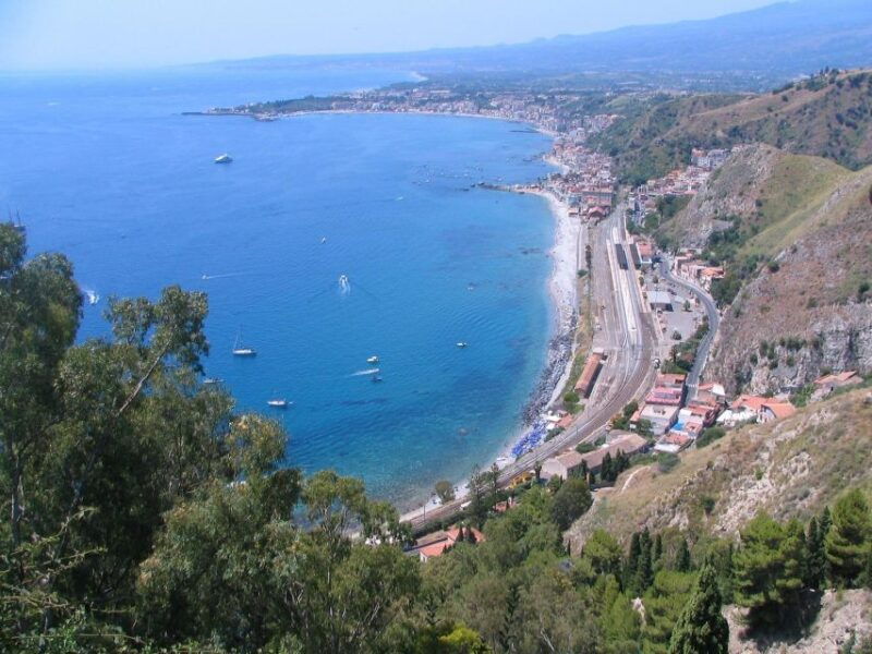 from-syracuse-etna-taormina-isola-bella-audio-guided-tour