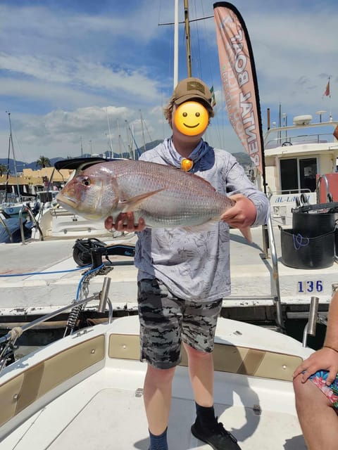 fuengirola-fishing-trip-with-drinks-and-gear